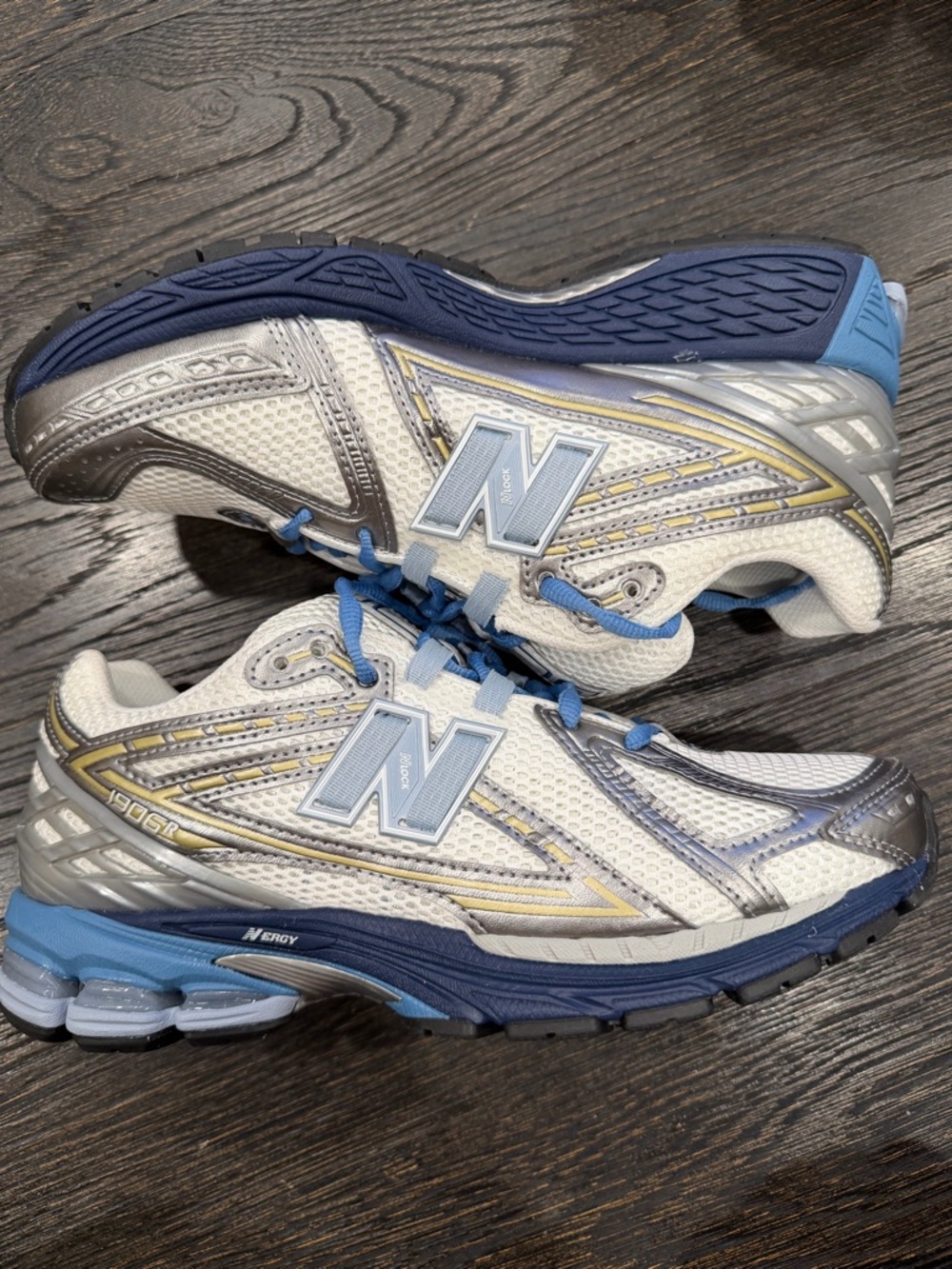 Men's New Balance 1906R Sneakers White/Silver/Blue size 8.5
